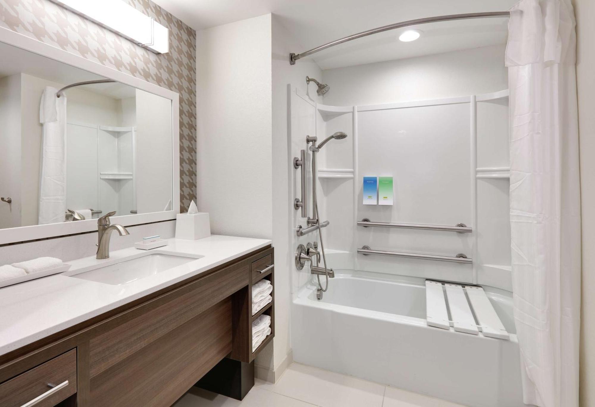 Home2 Suites By Hilton Yakima Airport Экстерьер фото
