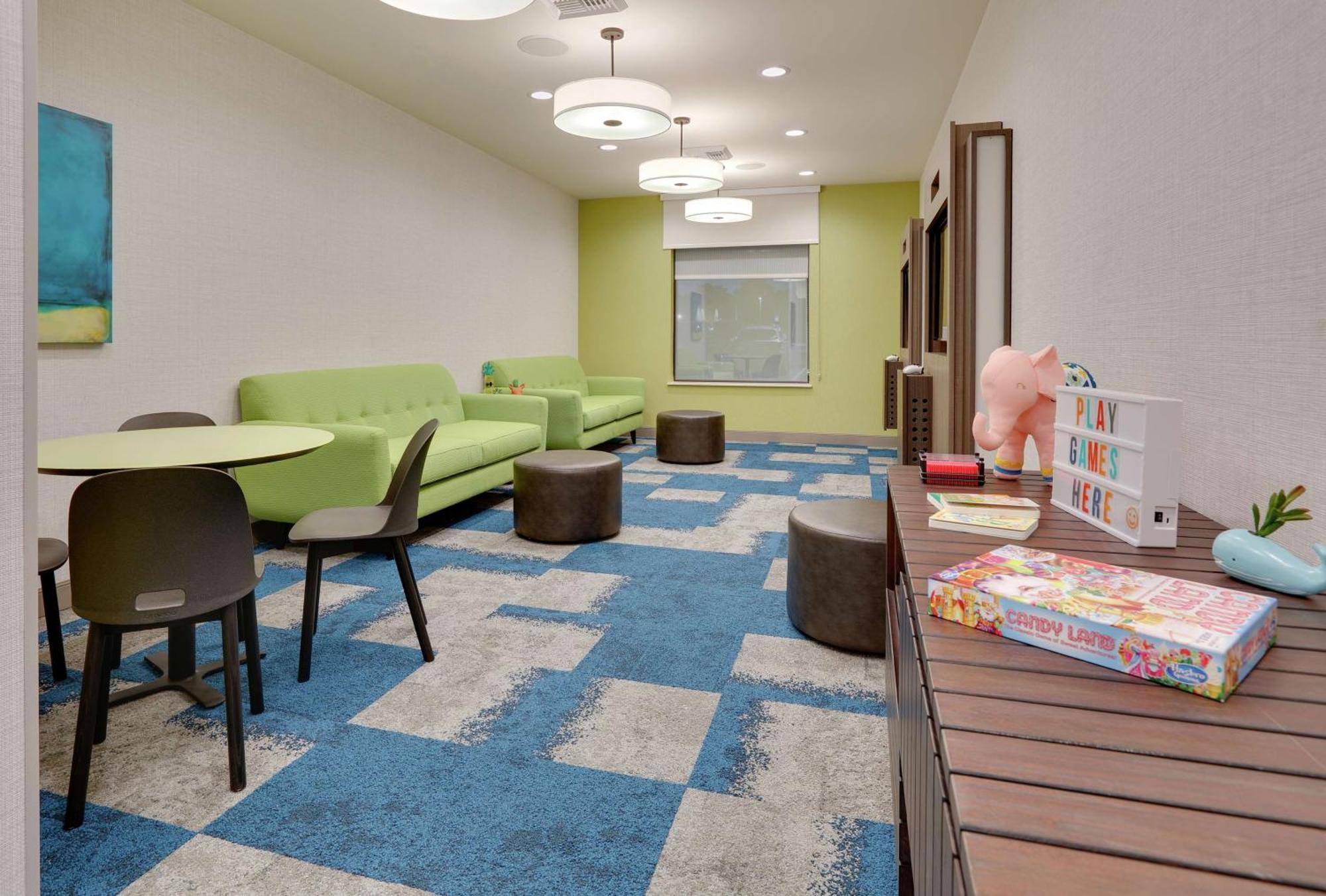 Home2 Suites By Hilton Yakima Airport Экстерьер фото